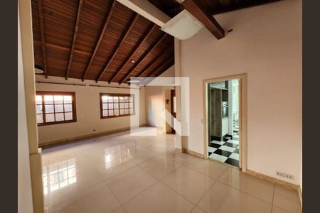 Casa para alugar com 4 quartos, 238m² em Jardim Sao Paulo II, Cotia