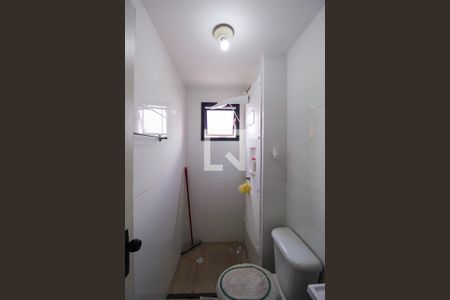 Apartamento à venda com 47m², 2 quartos e 1 vaga Apartamento à venda com 47m², 2 quartos e 1 vagaBanheiro