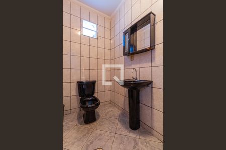 Lavabo de casa para alugar com 3 quartos, 150m² em Itaquera, São Paulo