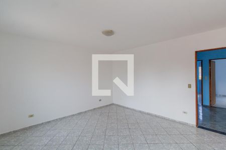 Casa para alugar com 150m², 3 quartos e 2 vagasSuíte