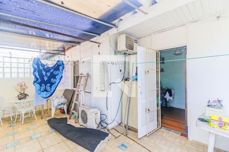 Casa à venda com 270m², 3 quartos e 2 vagasVaranda