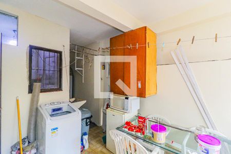 Casa à venda com 270m², 3 quartos e 2 vagasÁrea de Serviço