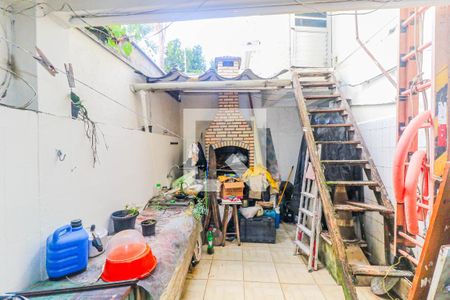 Casa à venda com 270m², 3 quartos e 2 vagasÁrea de Serviço