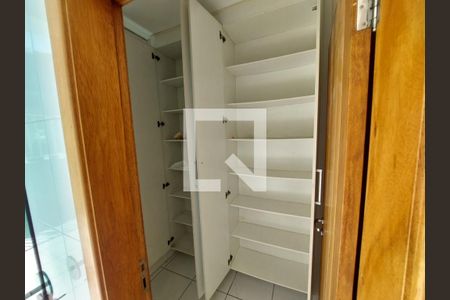 Casa para alugar com 170m², 4 quartos e 3 vagasÁrea de Serviço