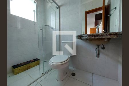 Casa para alugar com 170m², 4 quartos e 3 vagasBanheiro do Quarto 1