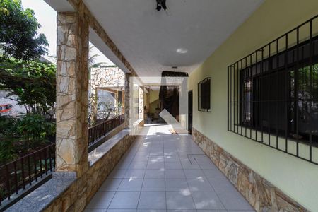 Casa à venda com 200m², 2 quartos e 3 vagas Casa à venda com 200m², 2 quartos e 3 vagasÁrea Gourmet