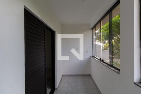 Casa à venda com 200m², 2 quartos e 3 vagas Casa à venda com 200m², 2 quartos e 3 vagasVaranda Suíte 1