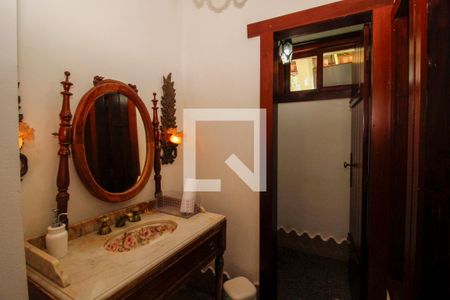 Casa à venda com 170m², 6 quartos e 20 vagasLavabo