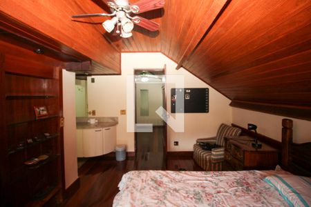 Casa à venda com 170m², 6 quartos e 20 vagasQuarto 5