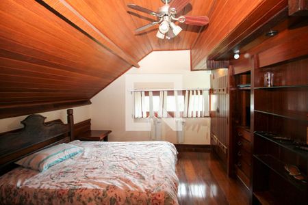 Casa à venda com 170m², 6 quartos e 20 vagasQuarto 5