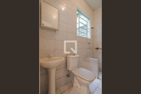 Casa à venda com 200m², 3 quartos e 2 vagasBanheiro