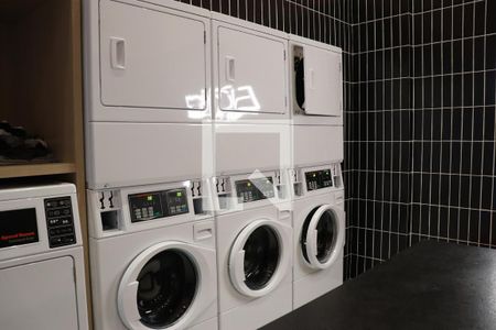 Studio à venda com 31m², 1 quarto e sem vaga Studio à venda com 31m², 1 quarto e sem vagaÁrea comum - Lavanderia