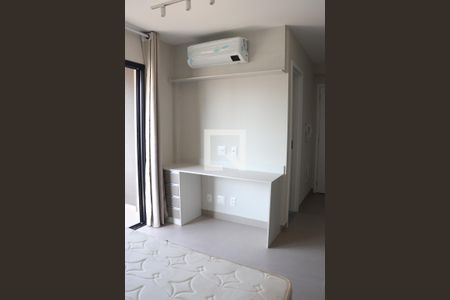 Studio à venda com 31m², 1 quarto e sem vaga Studio à venda com 31m², 1 quarto e sem vagaQuarto