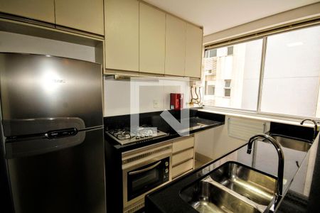 Cozinha de apartamento para alugar com 1 quarto, 45m² em Funcionários, Belo Horizonte