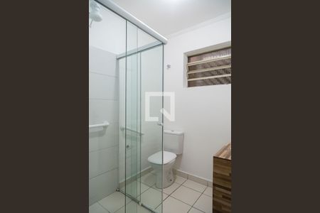 Banheiro de apartamento para alugar com 1 quarto, 40m² em Americanópolis, São Paulo