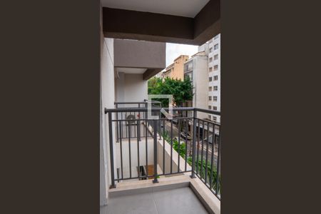 Varanda de kitnet/studio para alugar com 1 quarto, 27m² em Vila Buarque, São Paulo