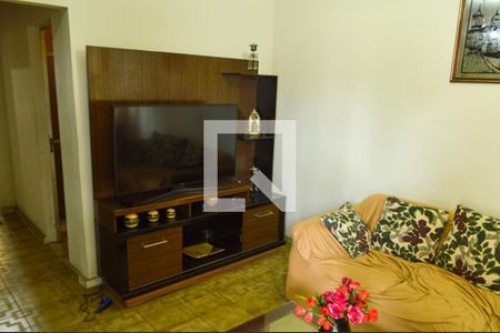 Sala de TV de casa de condomínio à venda com 2 quartos, 480m² em Taquara, Rio de Janeiro