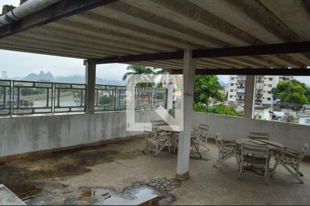 Casa de condomínio à venda com 480m², 2 quartos e 2 vagasTerraço