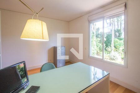 Casa à venda com 402m², 5 quartos e 3 vagasSuíte 4