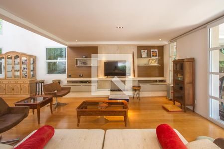 Sala de casa à venda com 4 quartos, 402m² em Jardim Petropolis, São Paulo