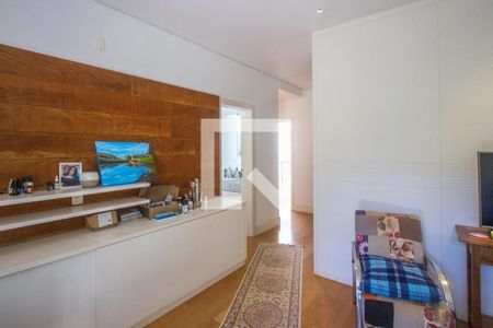 Casa à venda com 402m², 5 quartos e 3 vagasSuíte 3