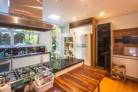 Casa à venda com 402m², 5 quartos e 3 vagasCozinha