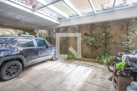 Casa à venda com 402m², 5 quartos e 3 vagasGaragem