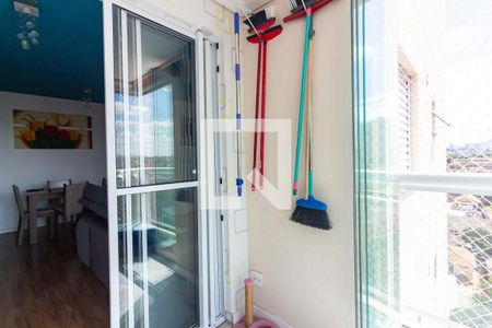Sacada de apartamento para alugar com 2 quartos, 65m² em Presidente Altino, Osasco