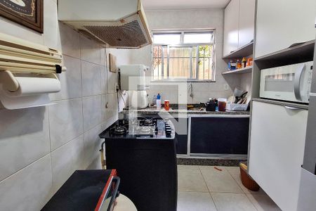 Casa à venda com 156m², 4 quartos e 2 vagasCozinha