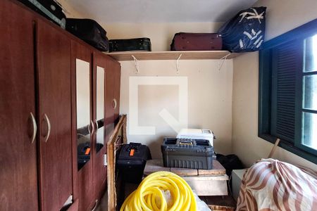 Casa à venda com 156m², 4 quartos e 2 vagasSuíte 2