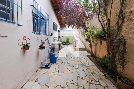 Casa à venda com 156m², 4 quartos e 2 vagasQuintal