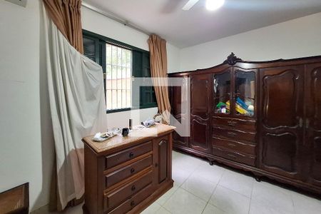 Casa à venda com 156m², 4 quartos e 2 vagasQuarto 1