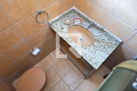 Casa à venda com 156m², 4 quartos e 2 vagasBanheiro da Suíte 2