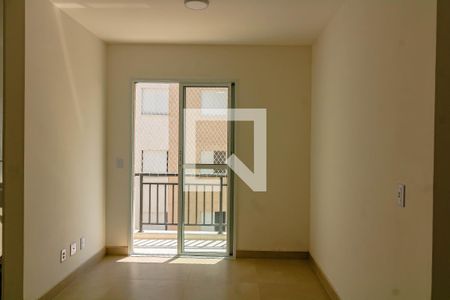 Sala de apartamento à venda com 2 quartos, 53m² em Jardim Itacolomi, São Paulo
