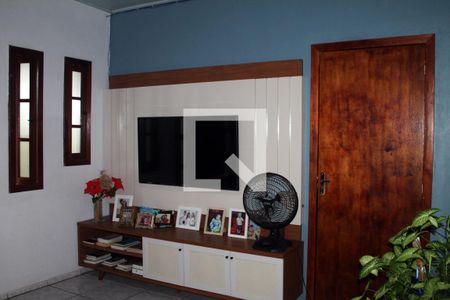 Sala de casa à venda com 4 quartos, 110m² em Feitoria, São Leopoldo