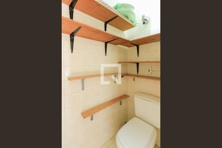 Apartamento à venda com 70m², 3 quartos e 1 vaga Apartamento à venda com 70m², 3 quartos e 1 vagaÁrea de Serviço