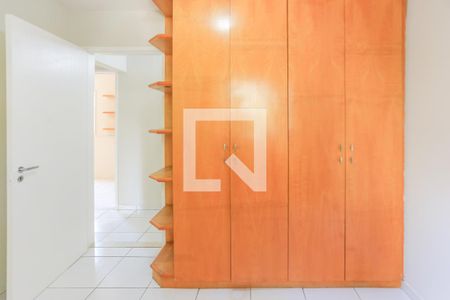 Apartamento à venda com 70m², 3 quartos e 1 vaga Apartamento à venda com 70m², 3 quartos e 1 vagaQuarto