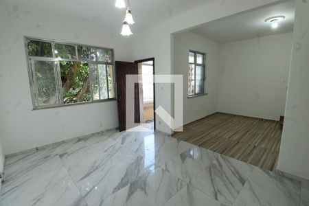 Sala 1 de casa à venda com 6 quartos, 160m² em Piedade, Rio de Janeiro