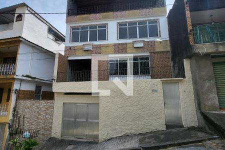 Casa de condomínio para alugar com 226m², 3 quartos e 1 vagaFachada