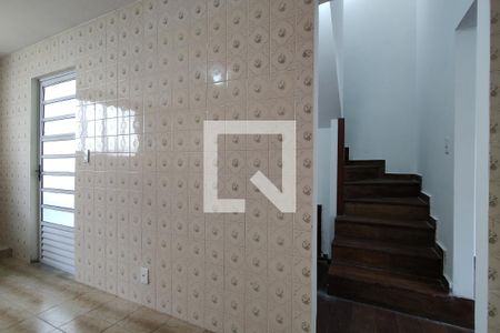 Casa de condomínio para alugar com 226m², 3 quartos e 1 vagaCozinha - Armários