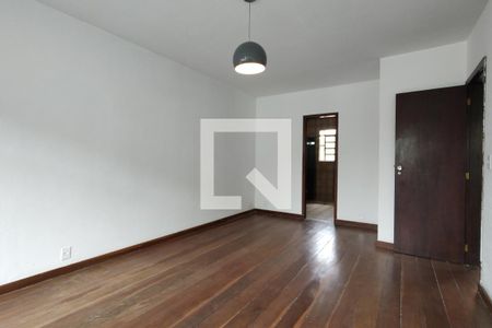 Casa de condomínio para alugar com 226m², 3 quartos e 1 vagaQuarto 2 - Suíte