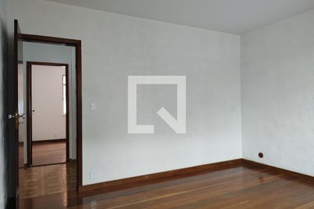 Casa de condomínio para alugar com 226m², 3 quartos e 1 vagaQuarto 3
