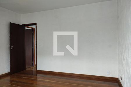 Casa de condomínio para alugar com 226m², 3 quartos e 1 vagaQuarto 3