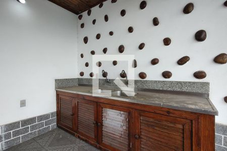 Casa de condomínio para alugar com 226m², 3 quartos e 1 vagaTerraço