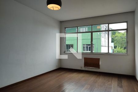 Casa de condomínio para alugar com 226m², 3 quartos e 1 vagaQuarto 2 - Suíte