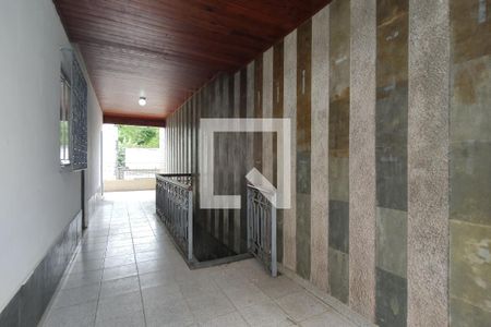 Casa de condomínio para alugar com 226m², 3 quartos e 1 vagaQuintal