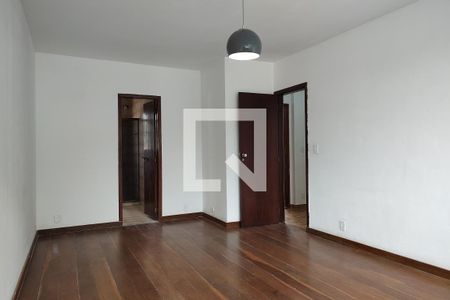 Casa de condomínio para alugar com 226m², 3 quartos e 1 vagaQuarto 2 - Suíte