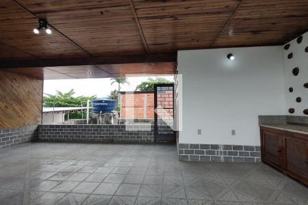 Casa de condomínio para alugar com 226m², 3 quartos e 1 vagaTerraço