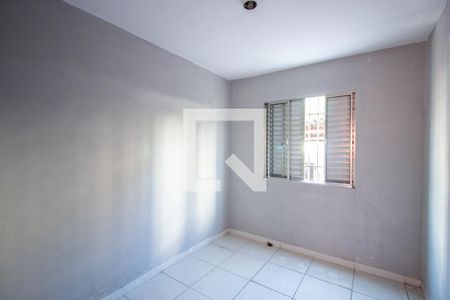 Quarto 1  de apartamento para alugar com 2 quartos, 42m² em Conjunto Residencial José Bonifácio, São Paulo