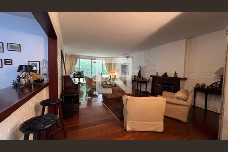 Sala de casa à venda com 4 quartos, 504m² em Alto de Pinheiros, São Paulo